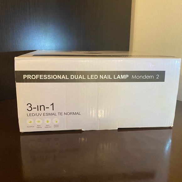 LED NAIL LAMP - Picture 2 of 4